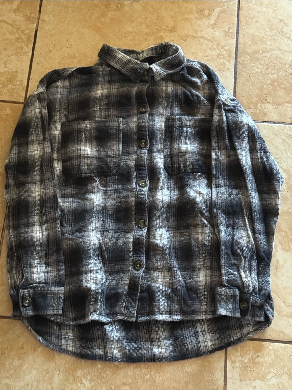 Hollister Black & Gray Plaid Button-Up Shirt